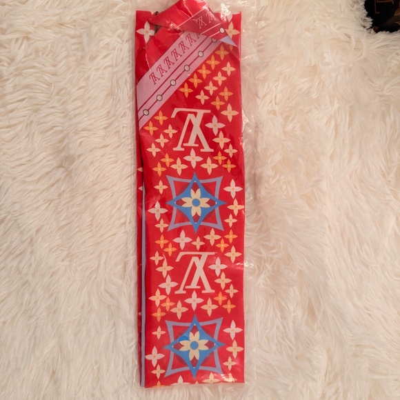 Silk Bandeau scarf - Picture 5 of 14